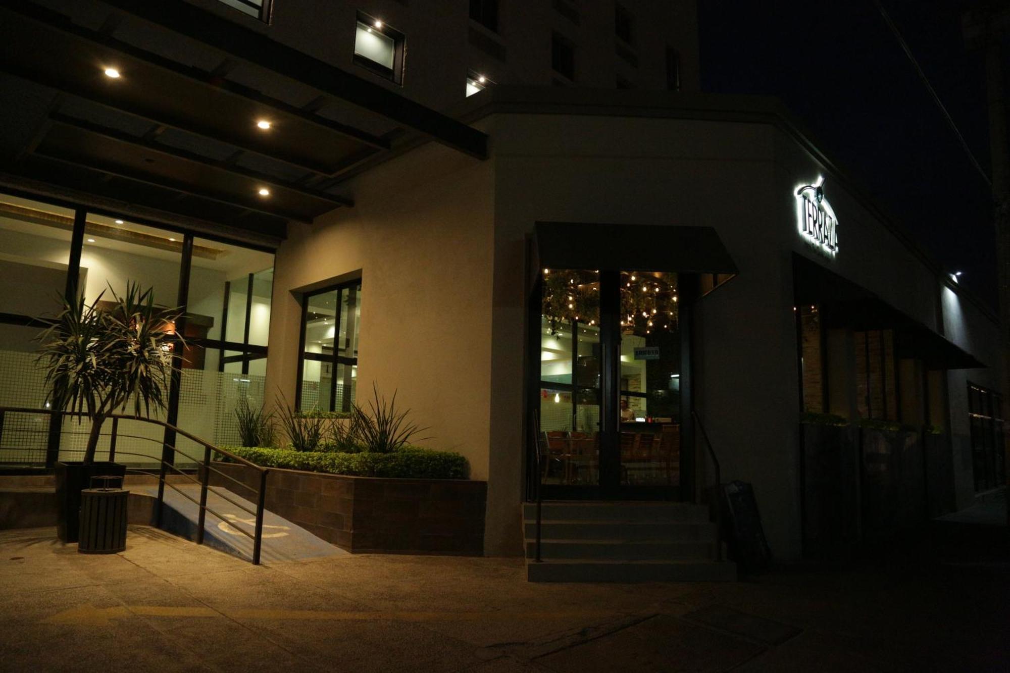 塞姆布拉多酒店 Guasave 外观 照片